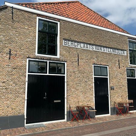 Pakhuis Aan De Haven - Bakboord Zierikzee Extérieur photo