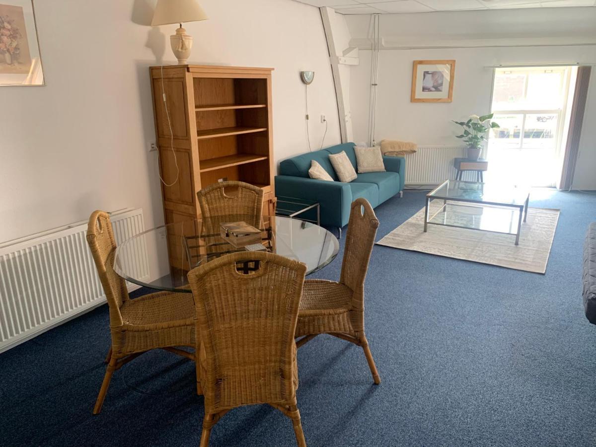 Pakhuis Aan De Haven - Bakboord Zierikzee Extérieur photo