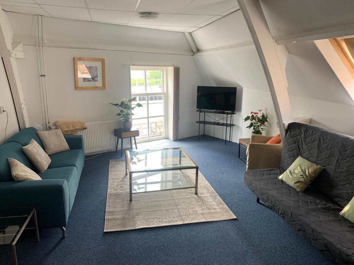 Pakhuis Aan De Haven - Bakboord Zierikzee Extérieur photo